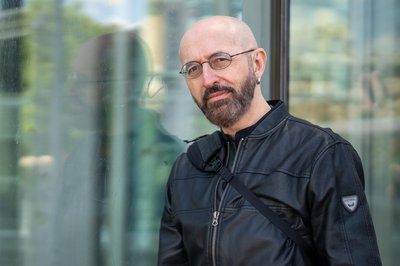 WageIndicator - El mito de la automatización: cómo la IA depende y seguirá dependiendo de la mano de obra humana barata