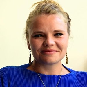 Fiona Dragstra Fiona Dragstra